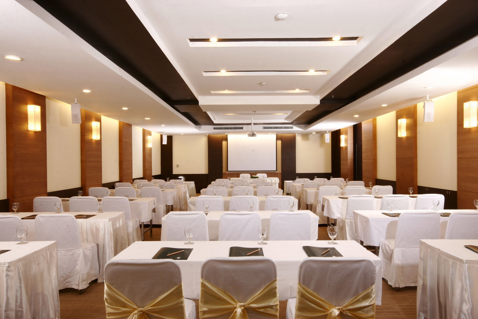 Kantary Bay Hotel And Serviced Apartments Sriracha Si Racha Bagian luar foto